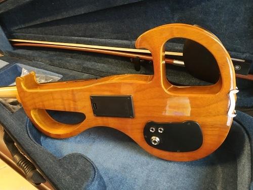 VHIENNA Violino 4/4 Elettrificato