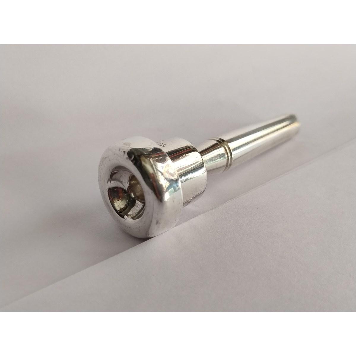 Bruno Tilz mod. Usa 18 Bocchino per tromba, usato