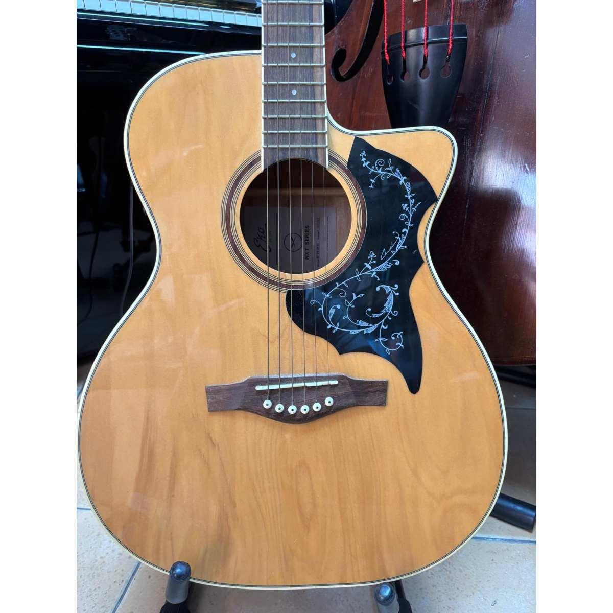 EKO NXT 018CWEO Chitarra acustica elettrificata con custodia Usata